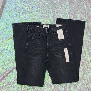 Universal Thread Black Denim Jeans High Rise Flare NWT 2 Regular!!